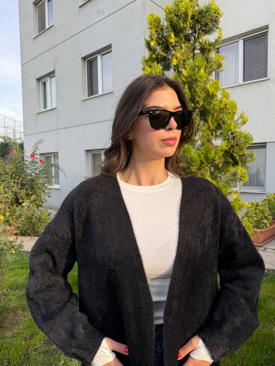 Sakallı Yumuşak Maxi Hırka - Siyah